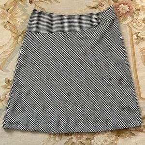 Black and white houndstooth skirt by Christopher and Banks size 16